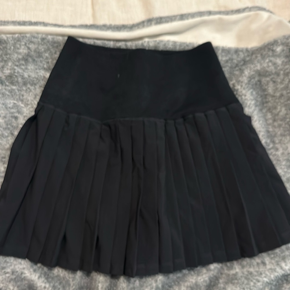 Black golf/tennis skirt with shorts